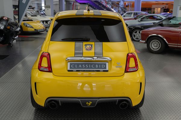 Abarth 695 TRIBUTO FERRARI