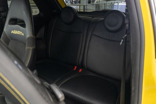 Abarth 695 TRIBUTO FERRARI