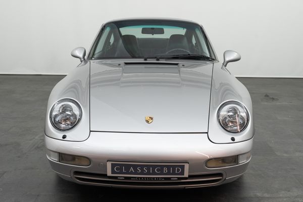 Porsche 911 Carrera (993)