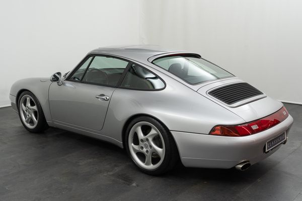 Porsche 911 Carrera (993)