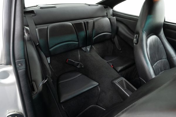 Porsche 911 Carrera (993)