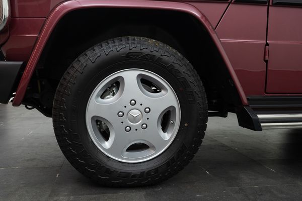 Mercedes-Benz 320 GE (W463)