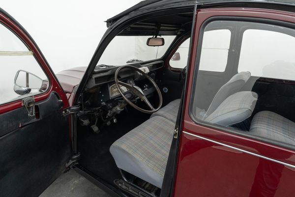 Citroën 2 CV Charleston