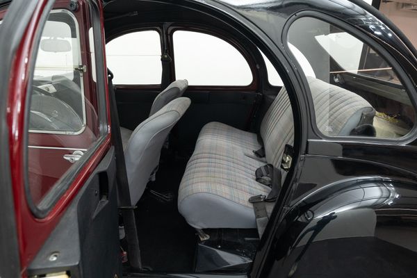 Citroën 2 CV Charleston