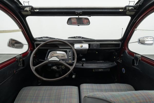 Citroën 2 CV Charleston