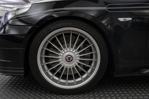 BMW Alpina B5