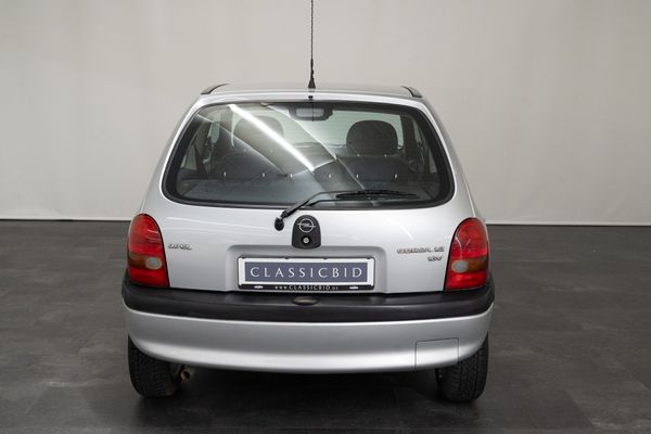 Opel Corsa 1.2 16V Edition 2000