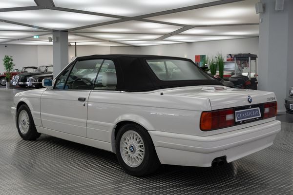 BMW 325iA Cabrio
