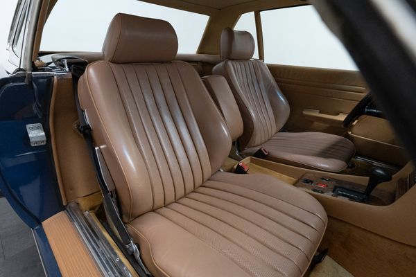 Mercedes-Benz 560 SL (R107)