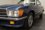 Mercedes-Benz 560 SL (R107)