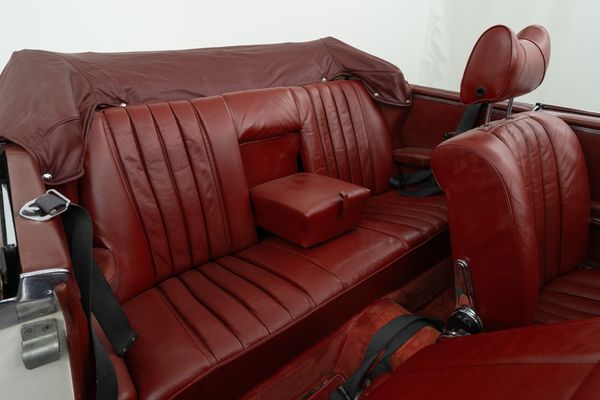 Mercedes-Benz 280 SE (W111)