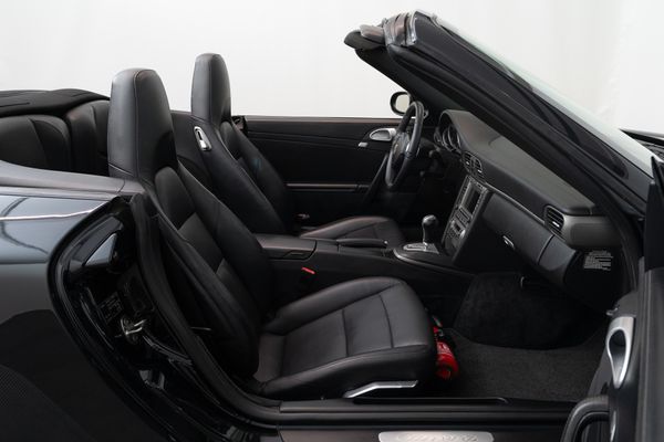 Porsche 911 Carrera Cabriolet (997)