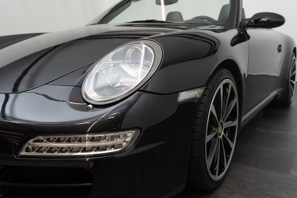 Porsche 911 Carrera Cabriolet (997)