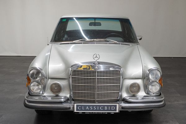 Mercedes-Benz 280 SE / 9 3.5 (W111)