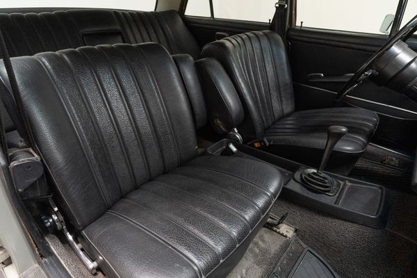 Mercedes-Benz 280 SE / 9 3.5 (W111)