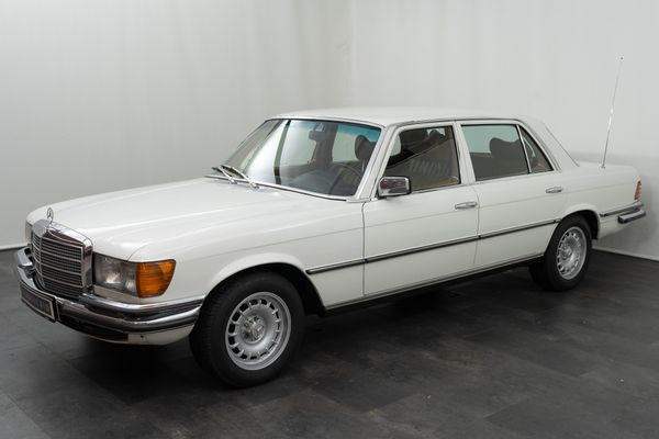 Mercedes-Benz 450 SEL