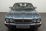 Jaguar XJ8