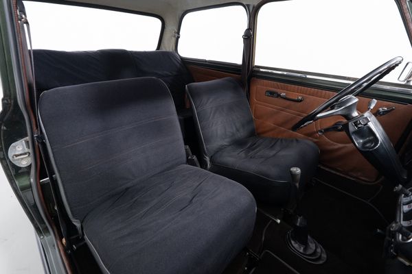 Leyland Mini 850/2