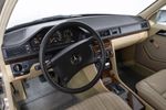 Mercedes-Benz E 260 Automatik