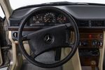 Mercedes-Benz E 260 Automatik