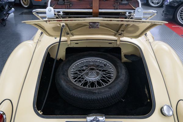 MG A 1500 MK1 LHD