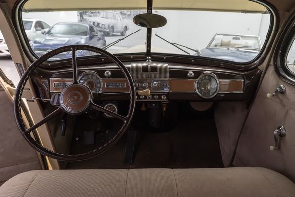 Packard Six (1700) Touring Sedan