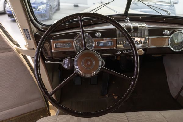 Packard Six (1700) Touring Sedan