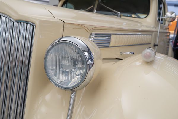 Packard Six (1700) Touring Sedan