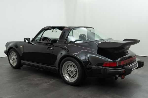 Porsche 911 SC Targa