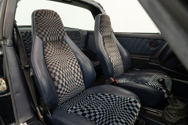 Porsche 911 SC Targa