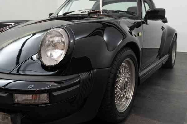 Porsche 911 SC Targa