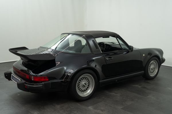 Porsche 911 SC Targa
