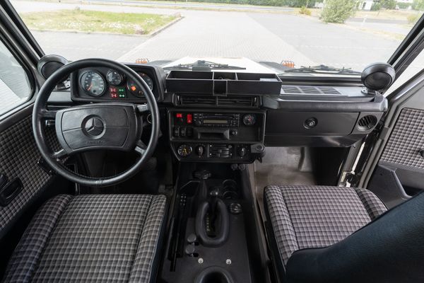 Mercedes-Benz G 280 GE mit Wohnkabine
