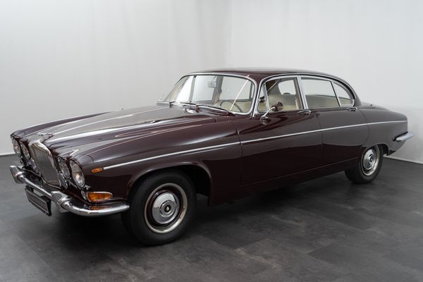 Jaguar 420G (LHD)