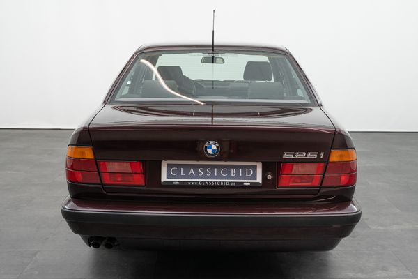 BMW 525i E34