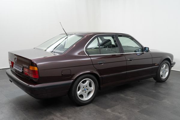 BMW 525i E34