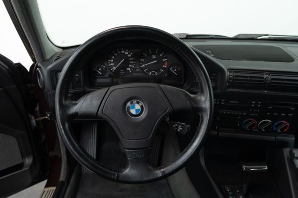 BMW 525i E34