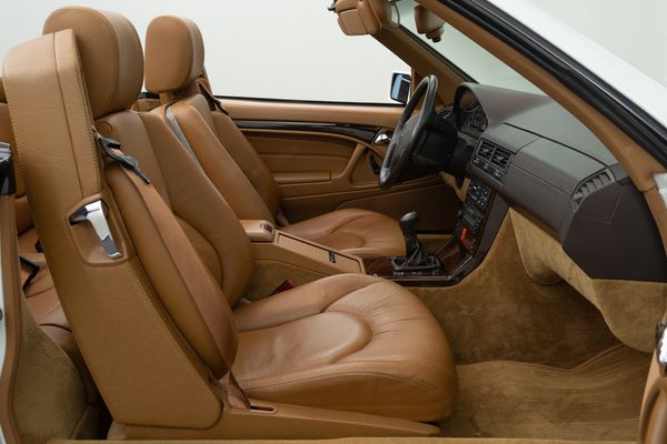 Mercedes-Benz SL 280 (R129)