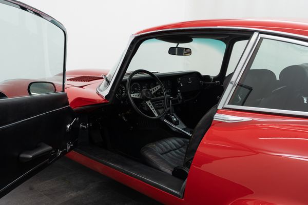 Jaguar E-Type Serie III V12 (LHD)