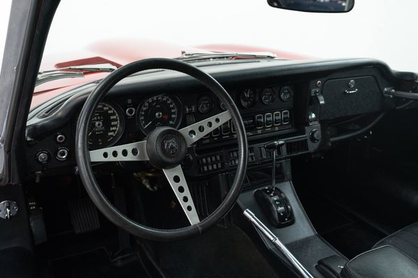 Jaguar E-Type Serie III V12 (LHD)