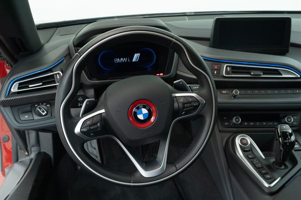 BMW i8