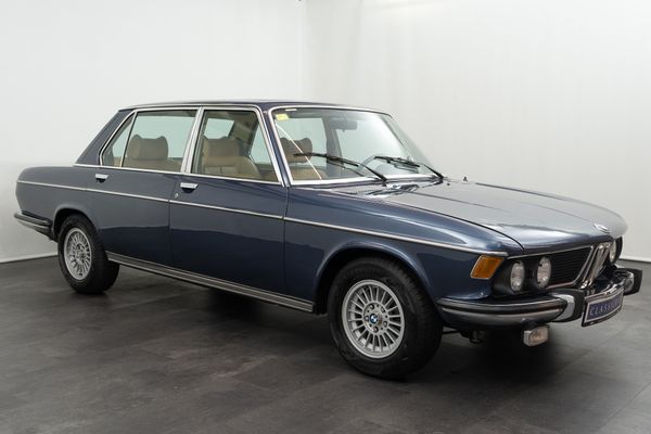 BMW 3.3 LI (E3) Automatic