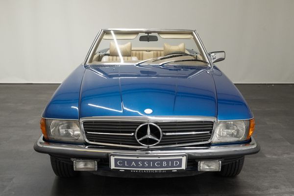 Mercedes-Benz 450 SL (R107)