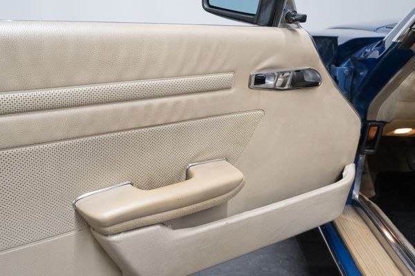 Mercedes-Benz 450 SL (R107)