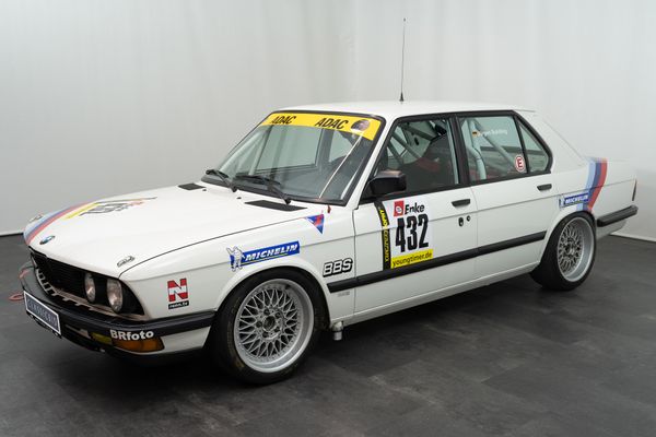 BMW 528i Gr. A Rennwagen