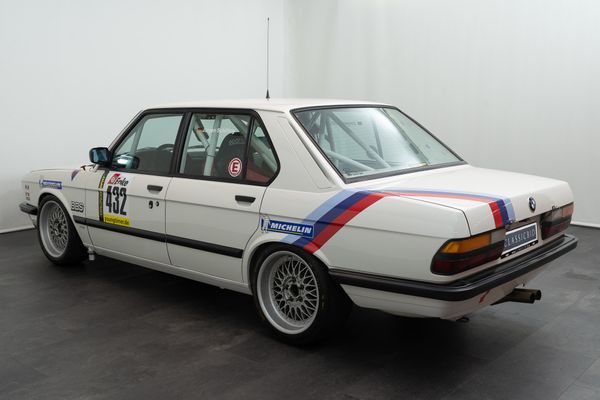 BMW 528i Gruppe A Rennwagen