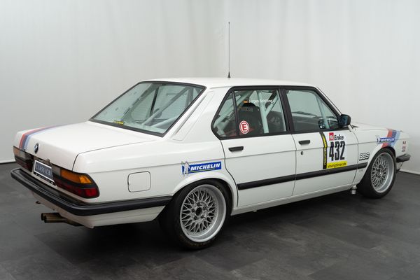 BMW 528i Gruppe A Rennwagen