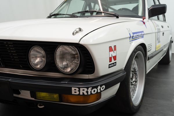 BMW 528i Gruppe A Rennwagen