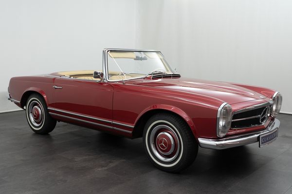 Mercedes-Benz 230 SL Pagode (W113)