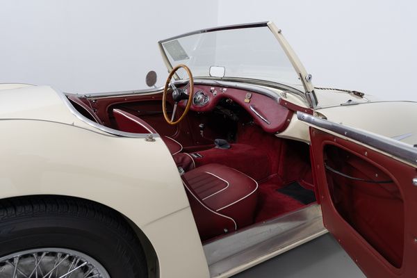 Austin-Healey 100/4 (BN1)